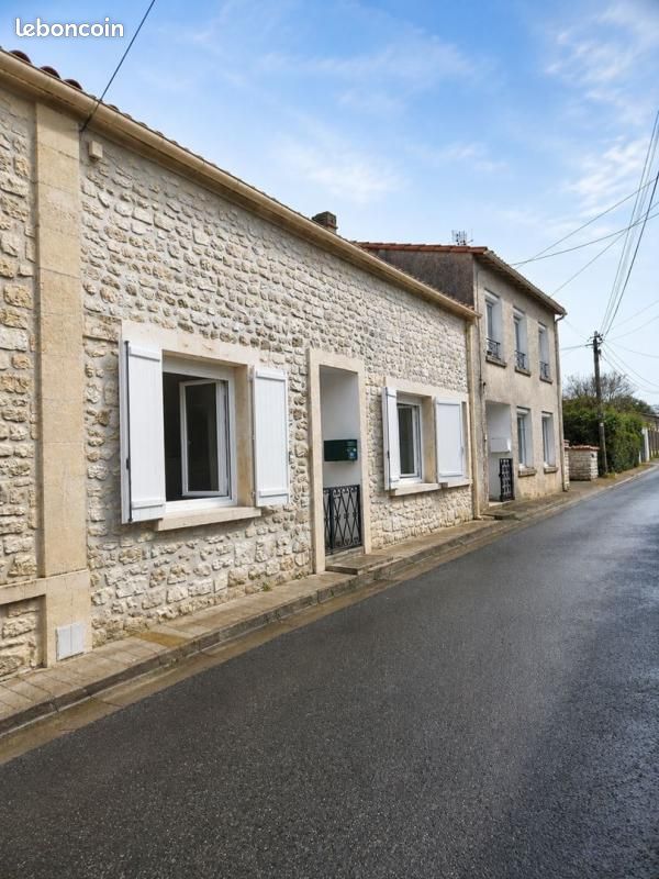 Maison 3 pièces 90 m² · à Cozes · 90 m² · 170 400 €