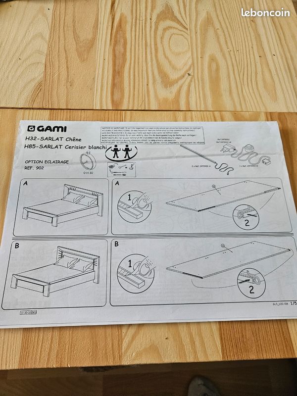Lit 1,6m x 2m avec sommier et matelas - État correct (image 1)