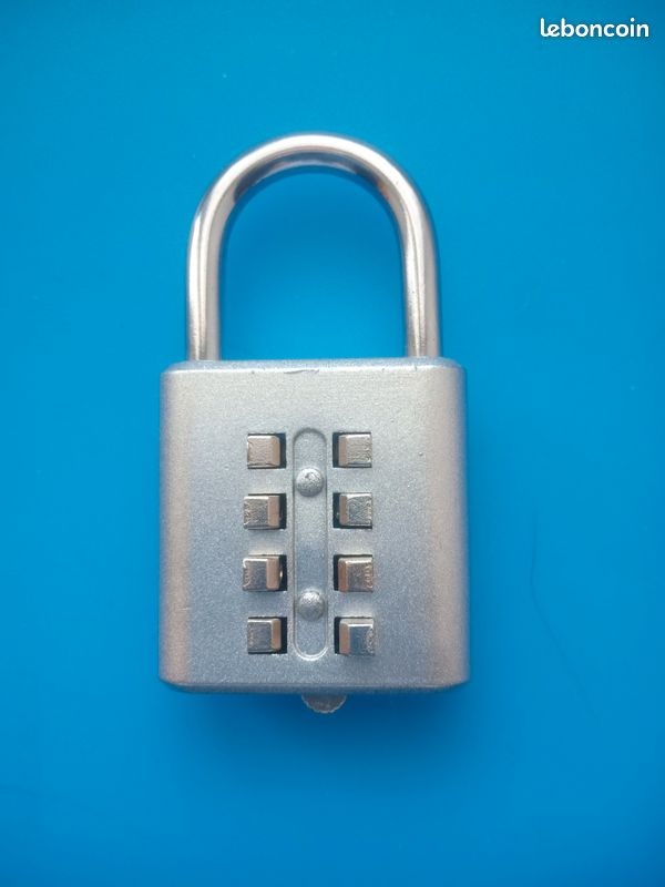 Cadenas à touches à combinaison unique, jamais servi (Neuf) (image 2)