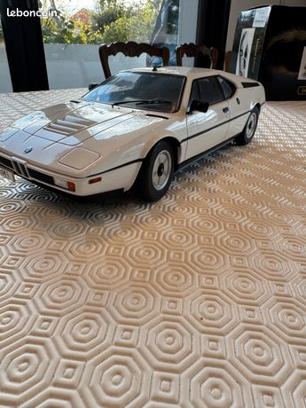 1/12 : La BMW M1 de KK-Scale remisée à 99,95