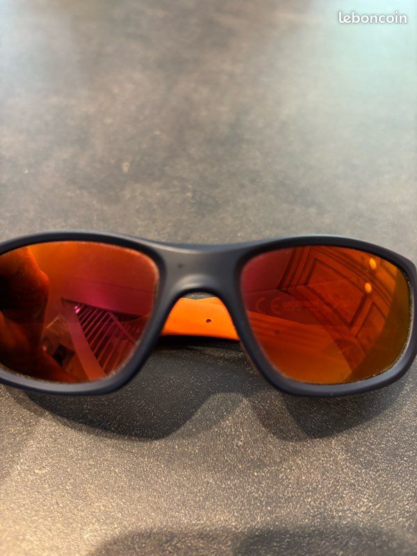 Lunettes de soleil enfant Décathlon (taille 11/19) Accessoires