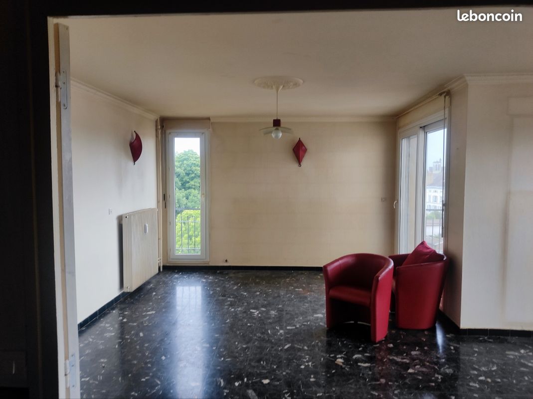 Appartement 5 pièces 97 m² · à Troyes · 97 m² · 165 000 €