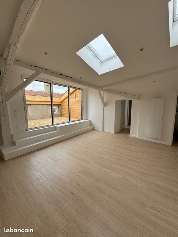 Appartement 4 pièces 91 m² · à Saint-Étienne · 91 m² · 1 120 €/mois