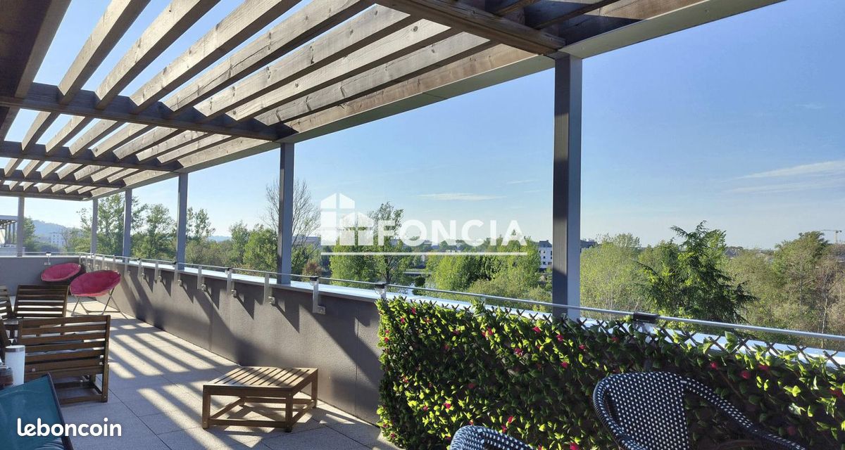 Appartement 5 pièces 106 m² · à Floirac · 106 m² · 1 670 €/mois