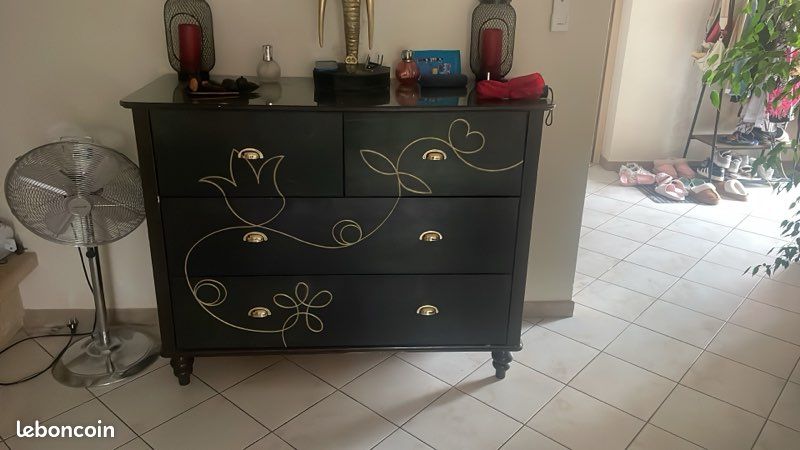 Commode désign IKEA (image 1)