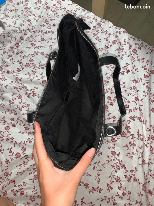 Sac à main noir convient pour les cours (image 2)