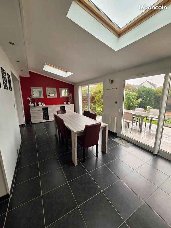 Maison 7 pièces 128 m² · à Attiches · 128 m² · 325 000 €