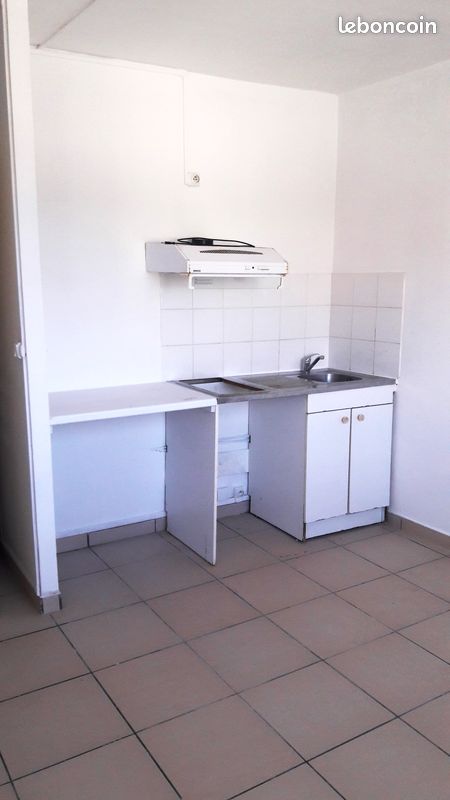 Appartement 1 pièce 17 m² · à Le Tampon · 17 m² · 490 €/mois