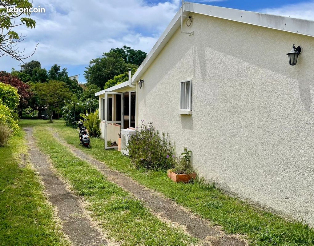Maison 6 pièces 127 m² · à Saint-Pierre · 127 m² · 1 300 €/mois