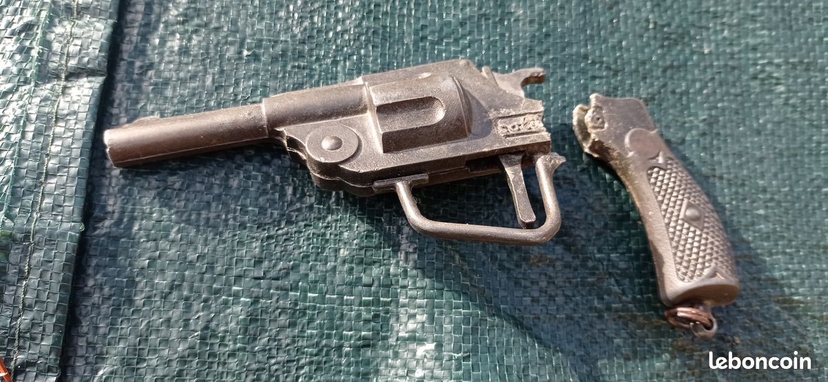 Revolver Police 8 Coups Métal Noir