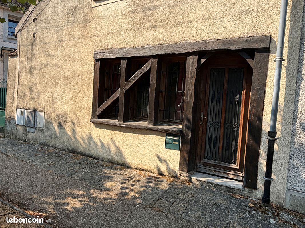 Appartement 1 pièce 33 m² · à Moret-Loing-Et-Orvanne · 33 m² · 89 000 €
