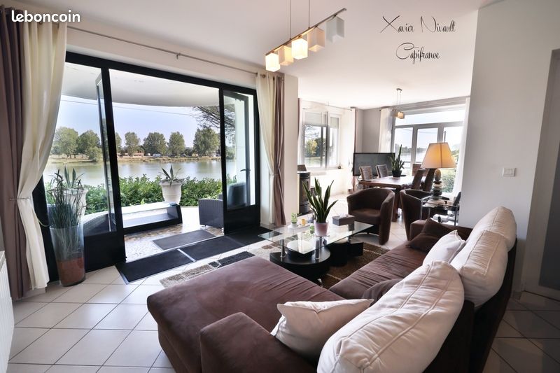 Maison 4 pièces 102 m² · à Pont-de-Vaux · 102 m² · 349 500 €