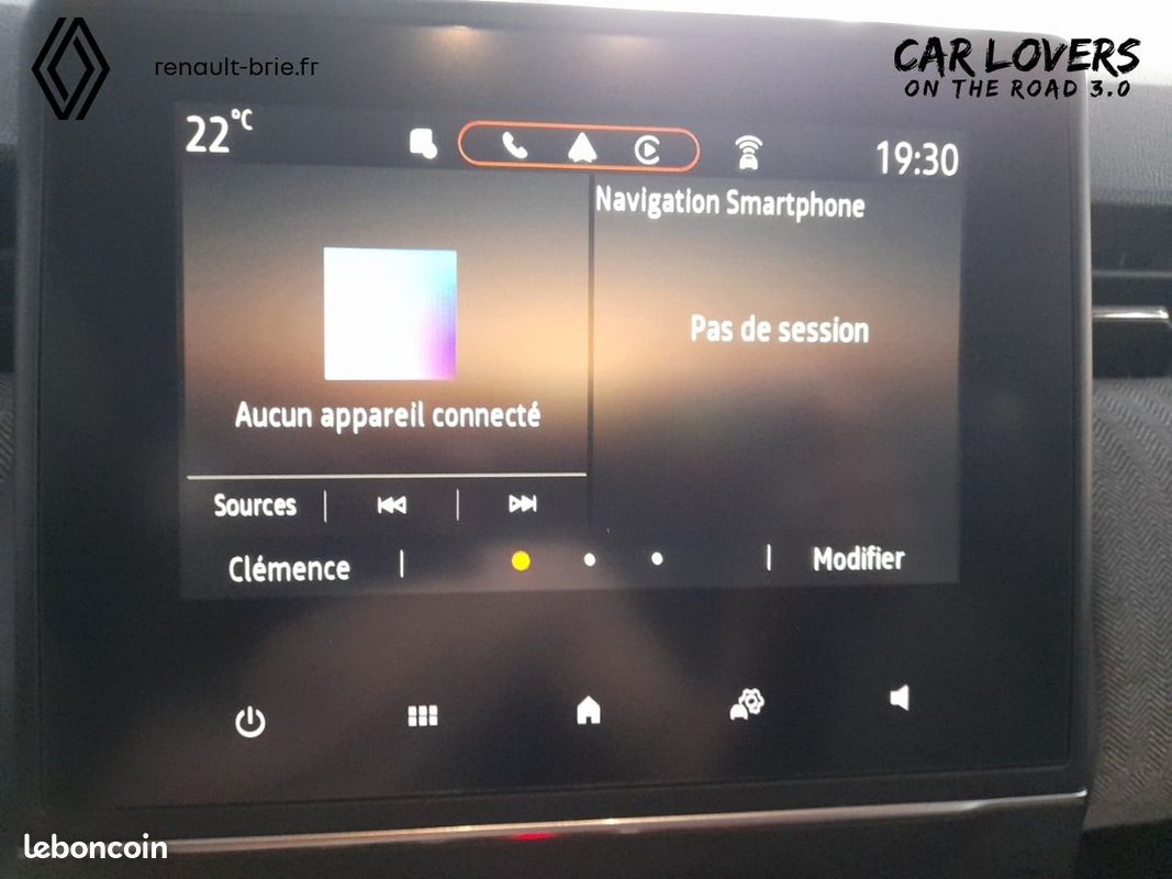 RENAULT Clio E-Tech full hybrid 145 Techno (image 13)