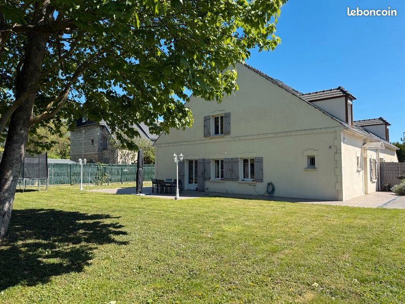 Maison 8 pièces 183 m² · à Rieux · 183 m² · 349 000 €