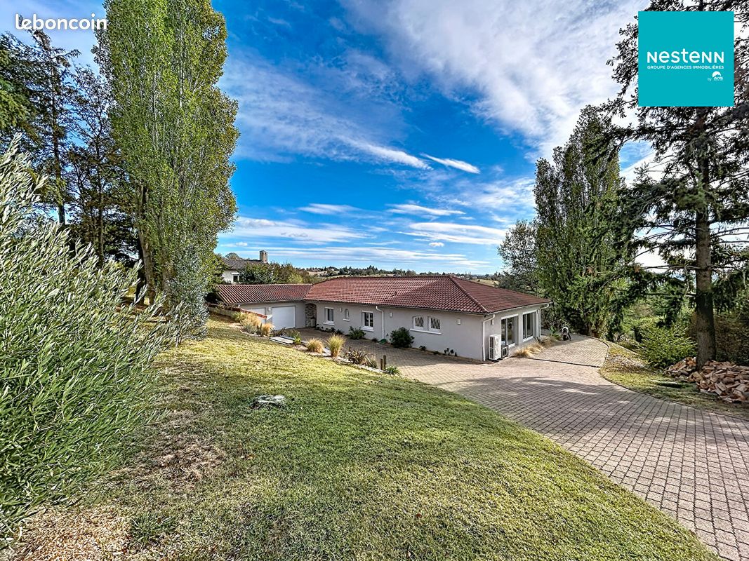 Maison 7 pièces 222 m² · à Saint-Bonnet-les-Oules · 222 m² · 680 000 €