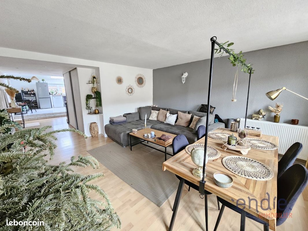 Appartement 3 pièces 77 m² · à Héricourt · 77 m² · 595 €/mois