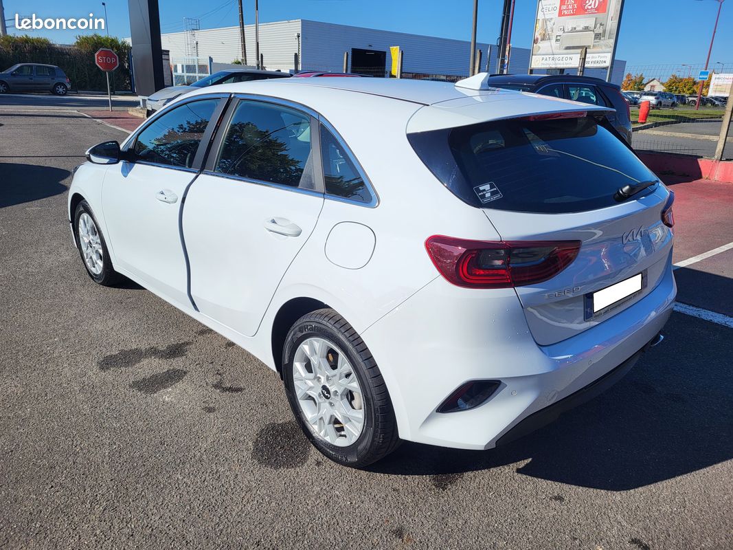 Kia CEED 1.0 tgdi 100cv MHEV DCT7 (image 5)