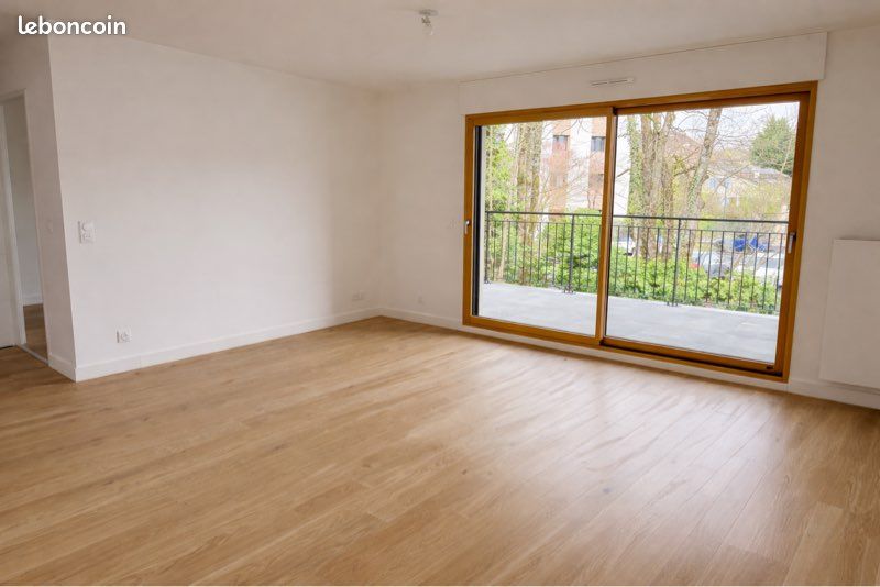 Appartement 2 pièces 50 m² · à Ferney-Voltaire · 50 m² · 1 630 €/mois