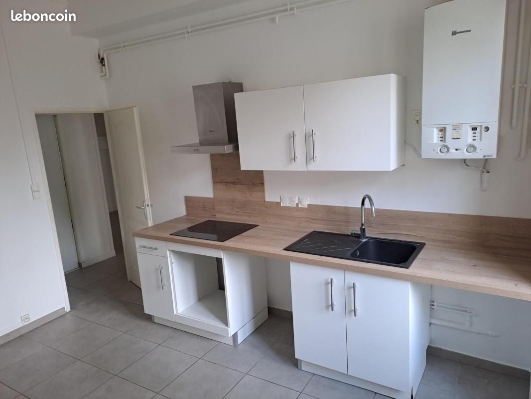 Appartement 4 pièces 96 m² · à Lyon · 96 m² · 1 080 €