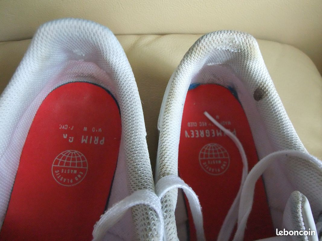 Baskets - ADIDAS - modèle Stan Smith - coeur rouge - 38 2/3 (image 9)