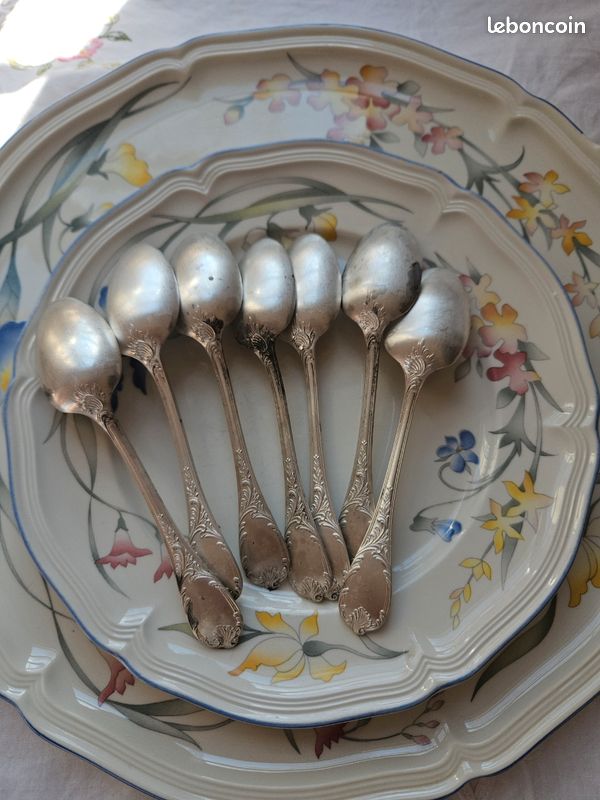 12 PETITE CUILLÈRE à café CHRISTOFLE modèle MARLY métal argenté Couvert