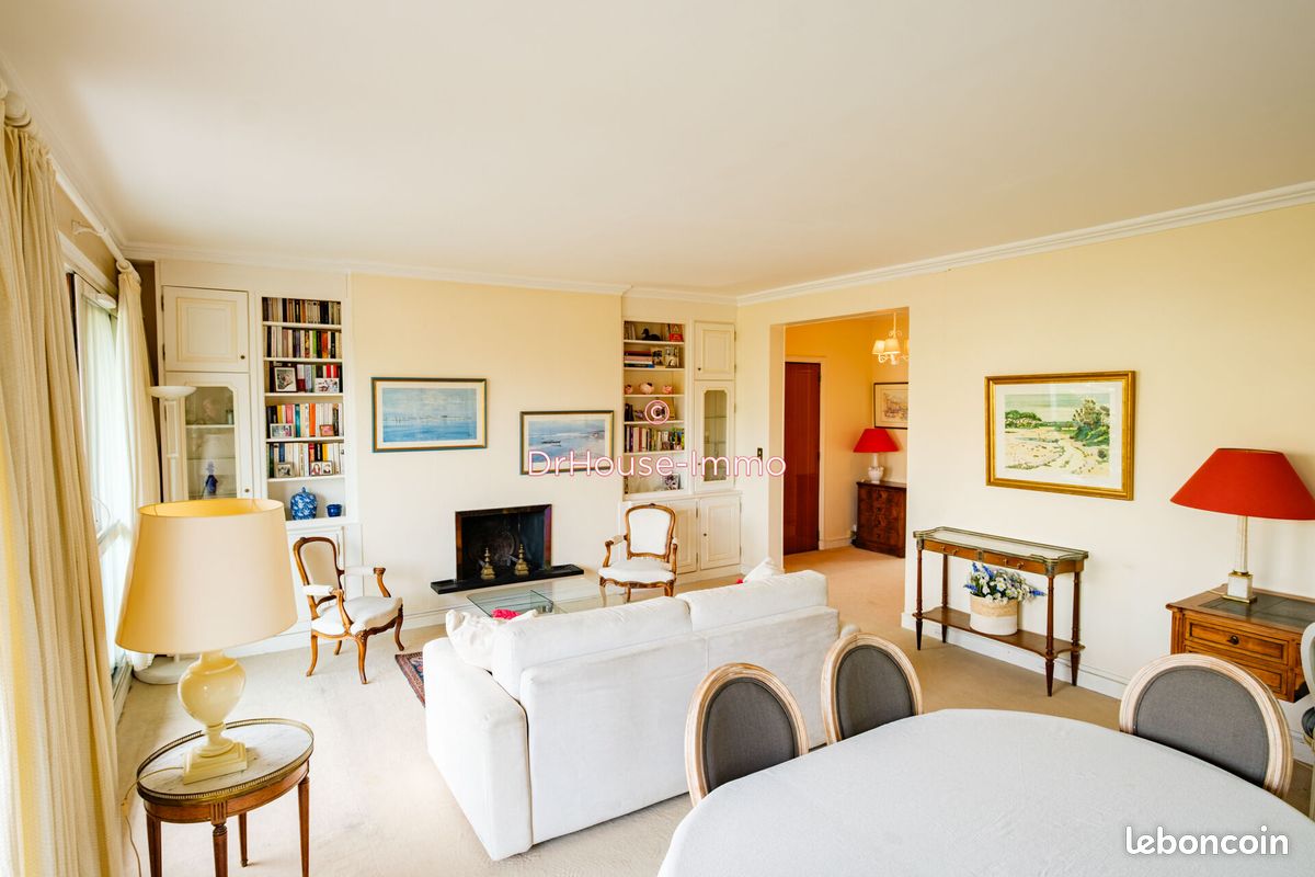 Appartement 3 pièces 70 m² · à Noisy-le-Roi · 70 m² · 279 900 €