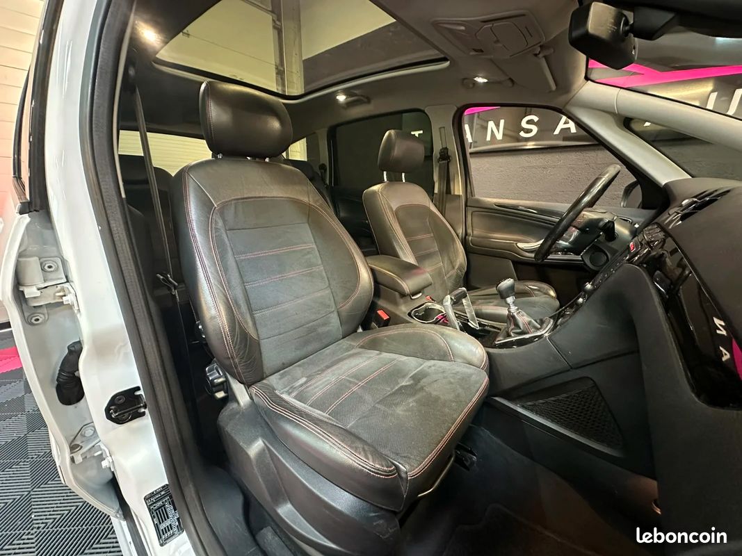 FORD S-MAX 2.0 TDCi 163 ch Sport Platinium - TOIT PANORAMIQUE / EMBRAYAGE DISTRIBUTION OK / CARDANS NEUF (image 11)