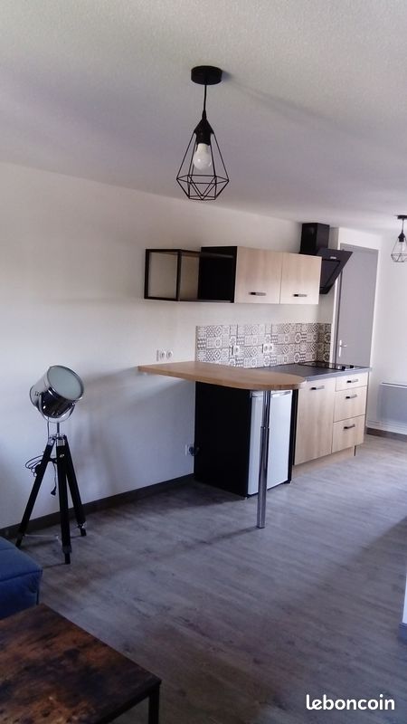 Appartement 1 pièce 25 m² · à Montluçon · 25 m² · 345 €