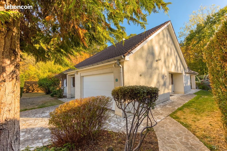 Maison 8 pièces 172 m² · à Ozoir-la-Ferrière · 172 m² · 499 900 €