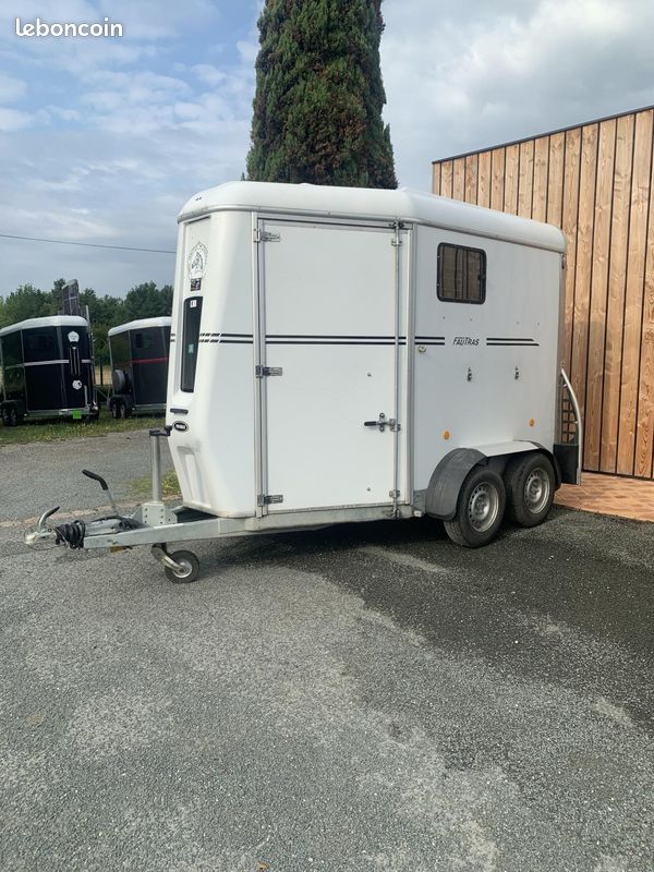 FAUTRAS PROMAX CLASSIC PLACES 2019 van chevaux Équipement auto