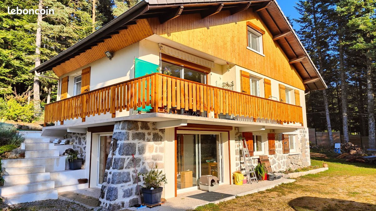 Maison 5 pièces 92 m² · à Le Chambon-sur-Lignon · 92 m² · 220 000 €