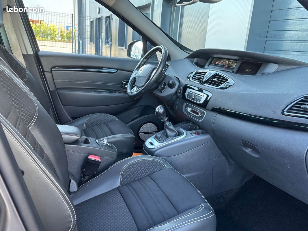 Renault scenic 3 1.2 tce 130ch edition bose (image 11)