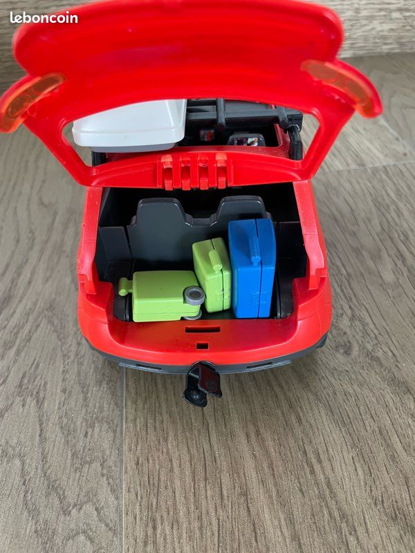 Voiture playmobil et accessoires (image 8)