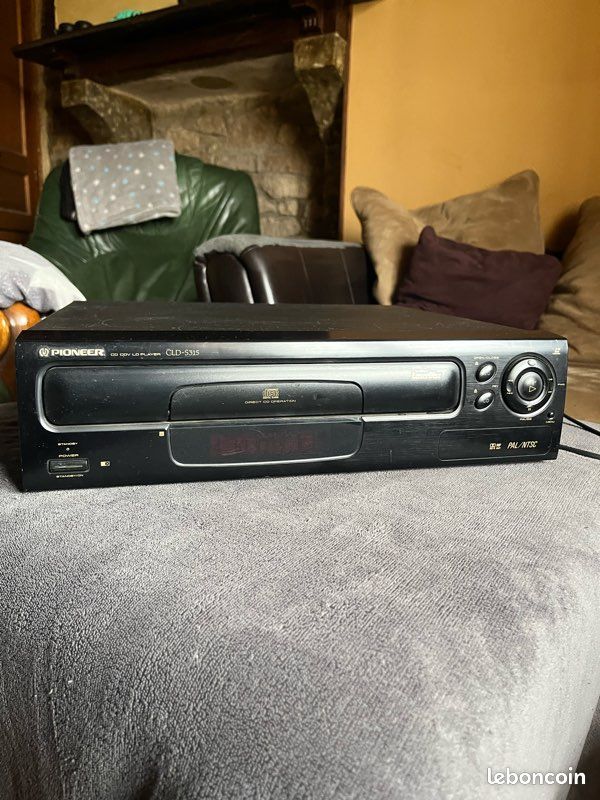 Lecteur Laserdisc Pioneer CLD-S315 - Double Format PAL/NTSC - Fabriqué Au Japon (occasion)