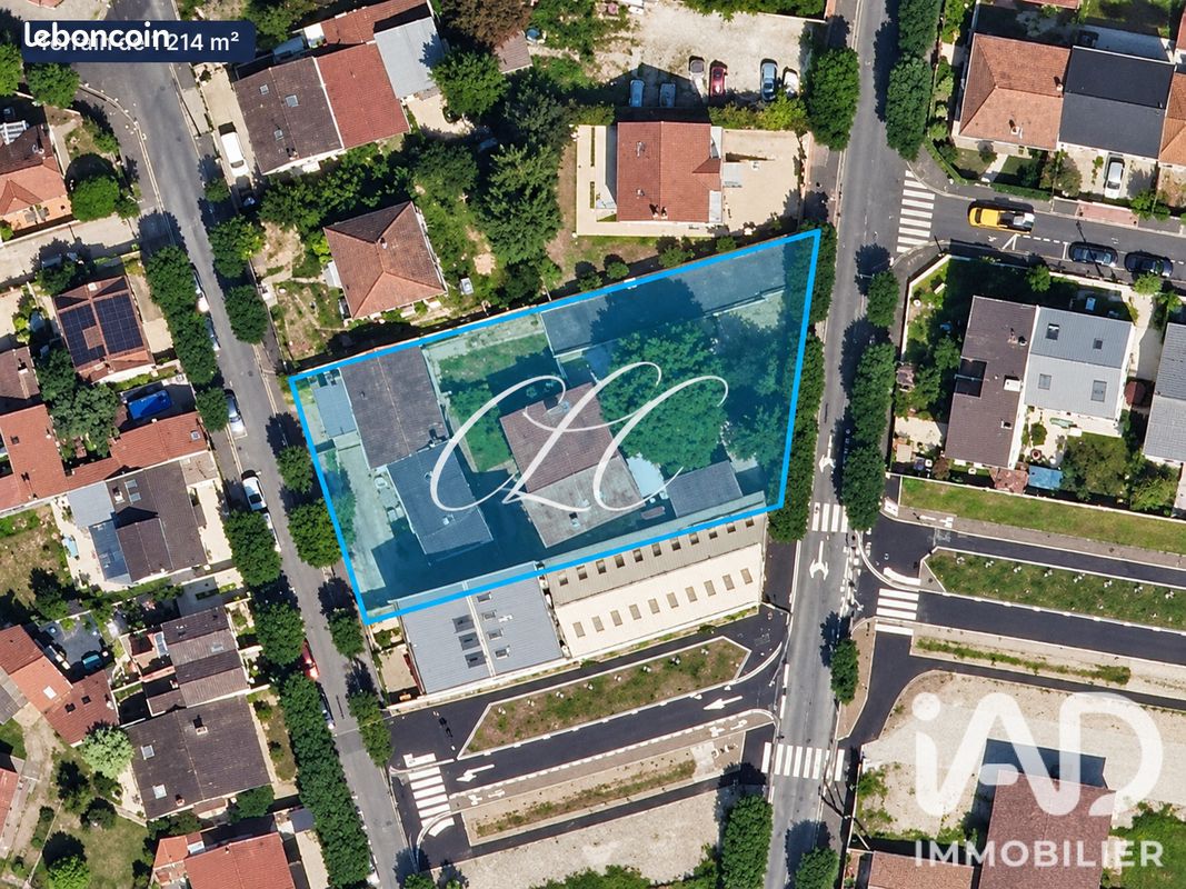 Terrain 1214 m² · à Champigny-sur-Marne · 1 214 m² · 1 970 000 €
