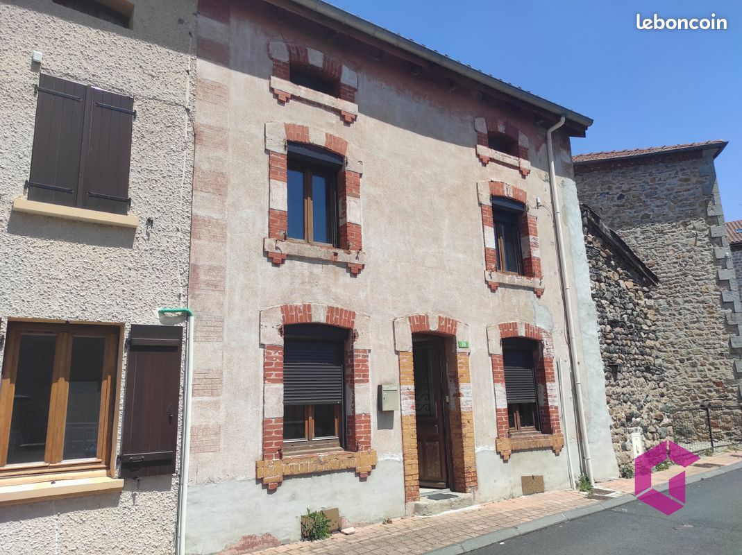 Maison 4 pièces 95 m² · à Retournac · 95 m² · 49 800 €