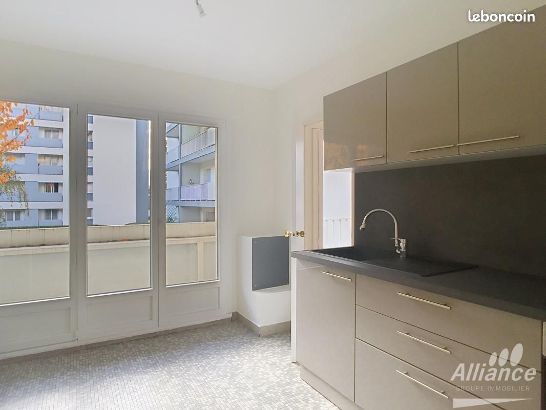 Appartement a louer montbeliard - 2 pièce(s) - 70 m2 - Surfyn