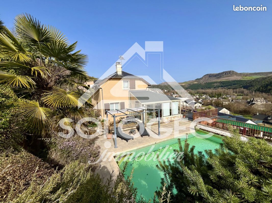 Maison 4 pièces 136 m² · à Bourgs sur Colagne · 136 m² · 280 000 €