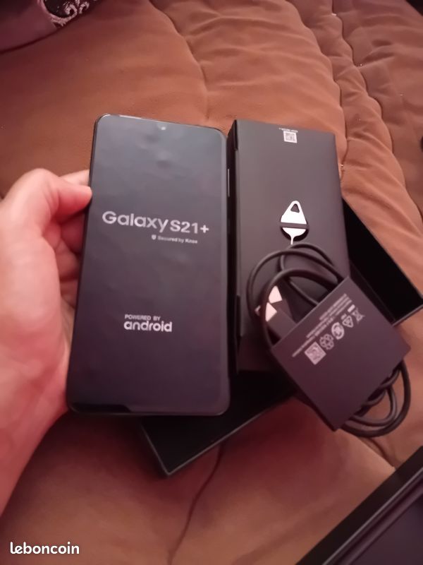 Samsung 21+ (image 1)