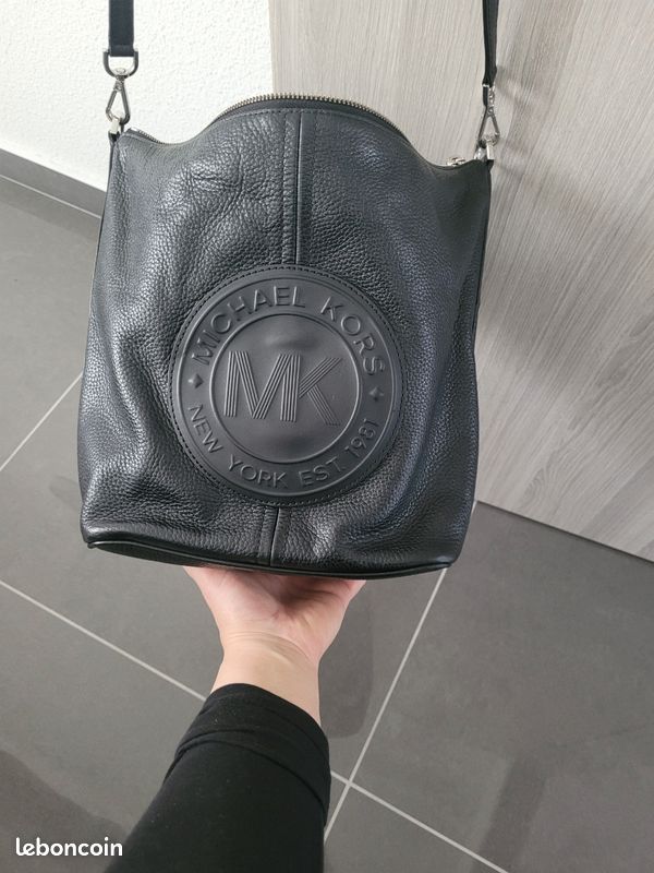 Sac bandoulière michael kors Accessoires Bagagerie