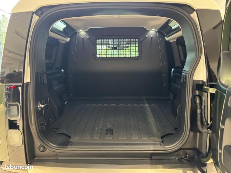 Land-rover Defender 90 3.0 D200 Hard Top S (image 12)