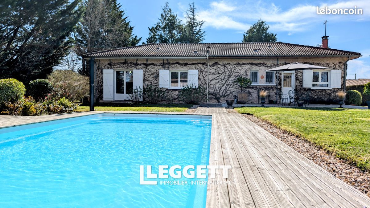 Maison 6 pièces 168 m² · à Coutras · 168 m² · 369 000 €