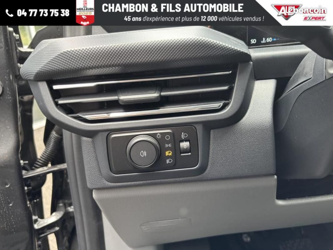 Ford Transit Custom FOURGON 320 L2H1 2.0 ECOBLUE 170 CH BVA8 LIMITED Prix: 35825 HT (image 22)