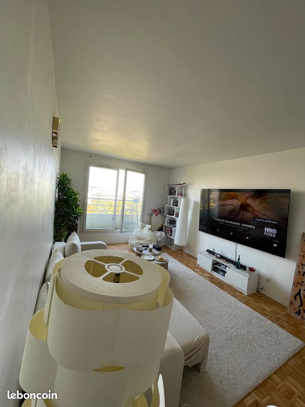 Appartement 5 pièces 60 m² · à Neuilly-sur-Seine · 60 m² · 950 €