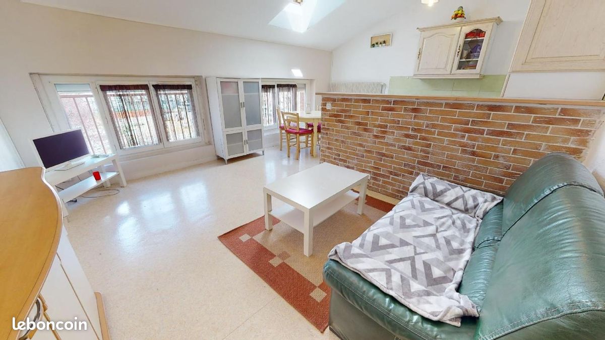 Appartement 3 pièces 65 m² · à Saint-Étienne · 65 m² · 495 €