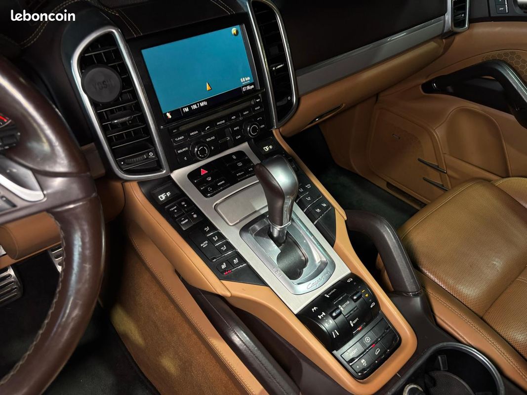 PORSCHE CAYENNE Turbo 4,8i V8 ? 500 ch ? 4 sièges chauffants ? Toit ouvrant (image 32)