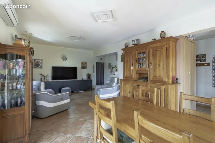 Villa 4 pièces 100 m² — 6