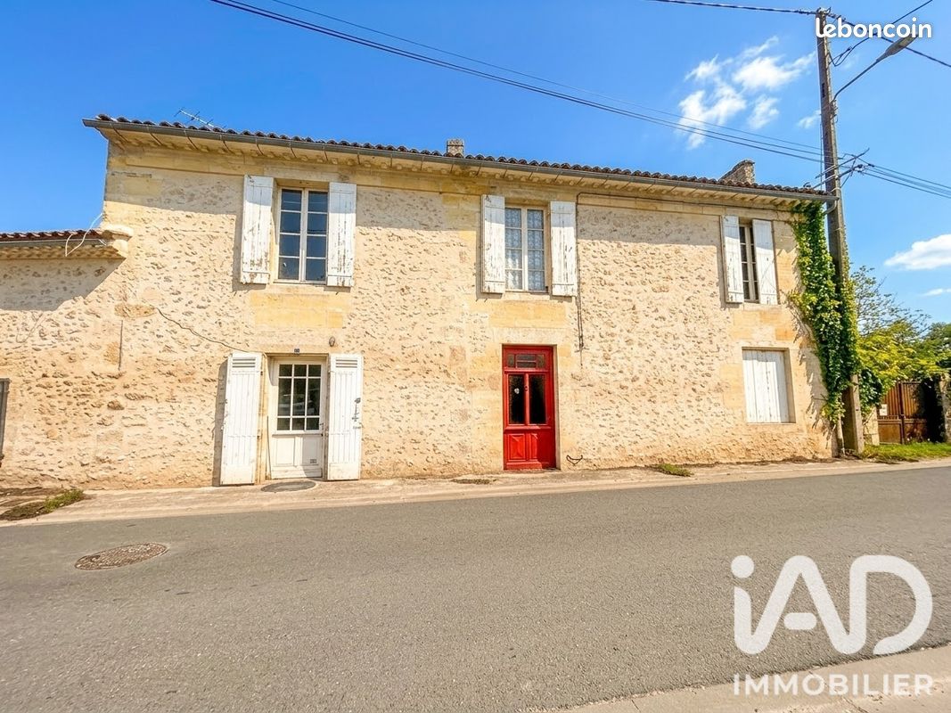 Maison 6 pièces 197 m² · à Virelade · 197 m² · 233 000 €