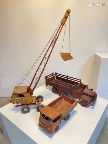 Camion ancien bois Dejou - Brocante en ligne Camion ancien bois Dejou - Brocante en ligne