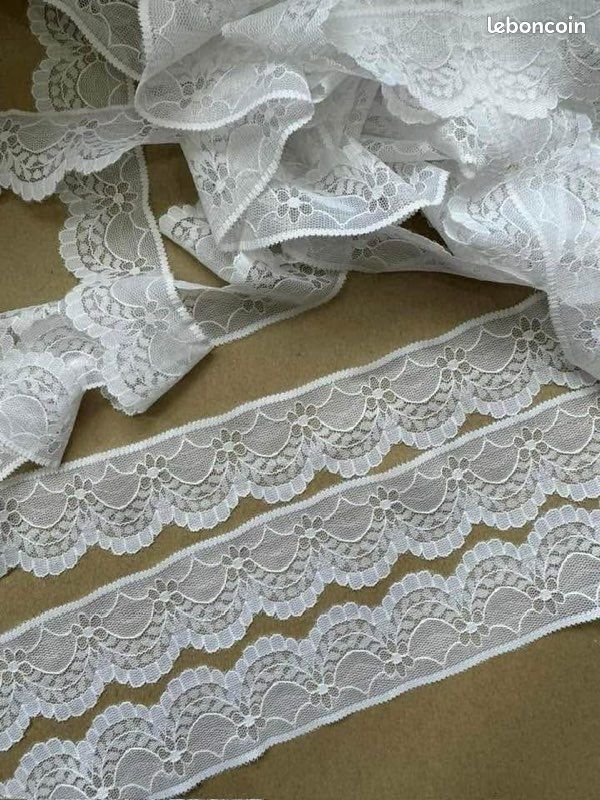 Dentelle (image 1)